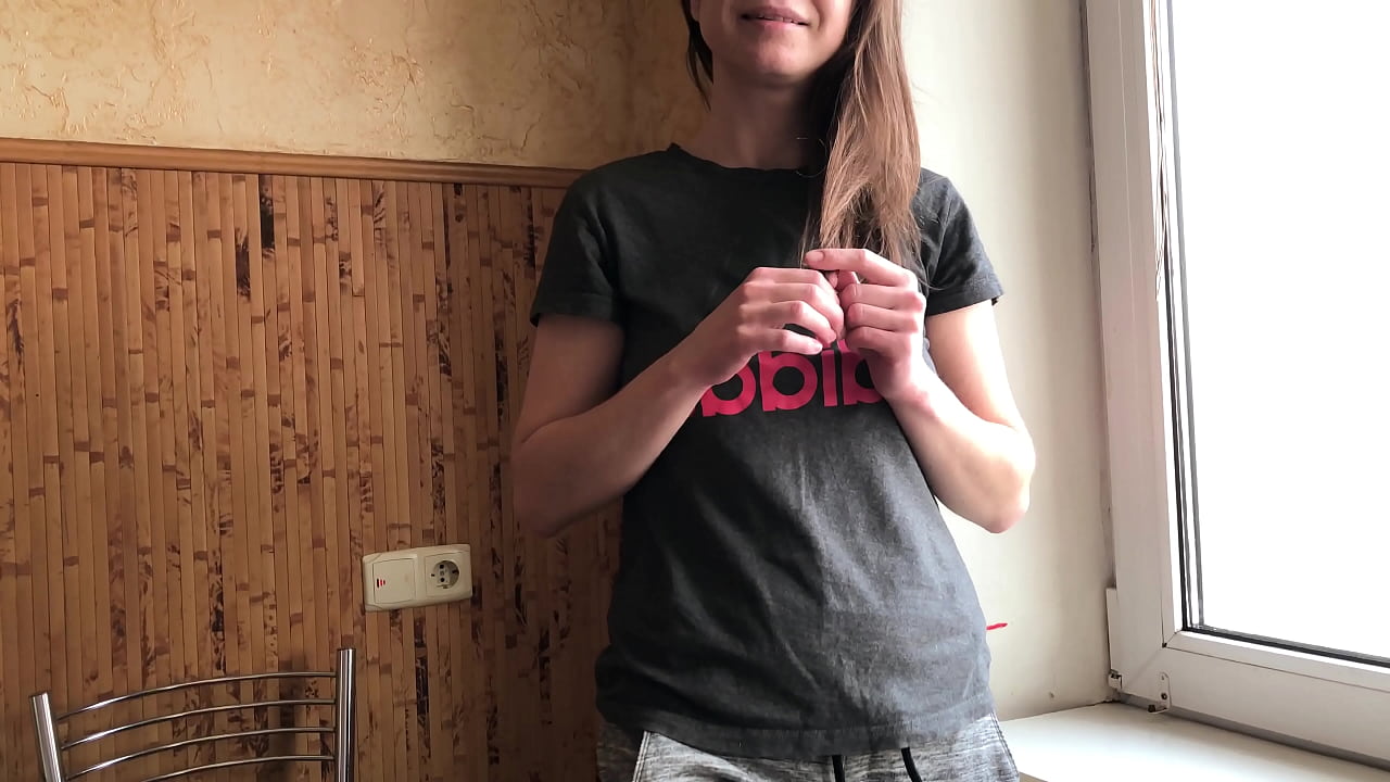 Brolis padėjo pamotei atsipalaiduoti prieš pirmąjį pasimatymą. Rusų mėgėja su kalbėjimu