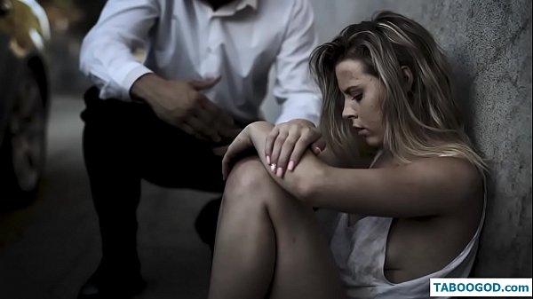 Keistos istorijos: benamė paauglė